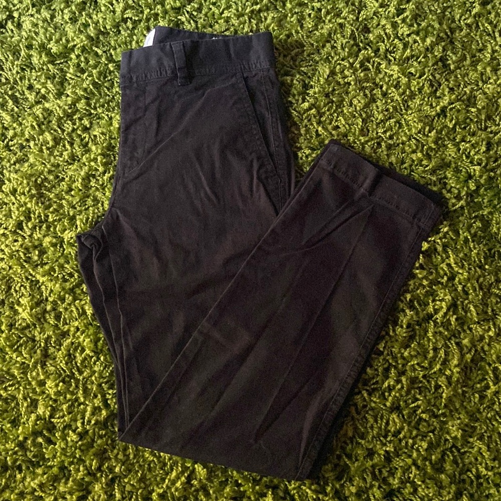 Gap black straight khaki petite 00 with Washwell